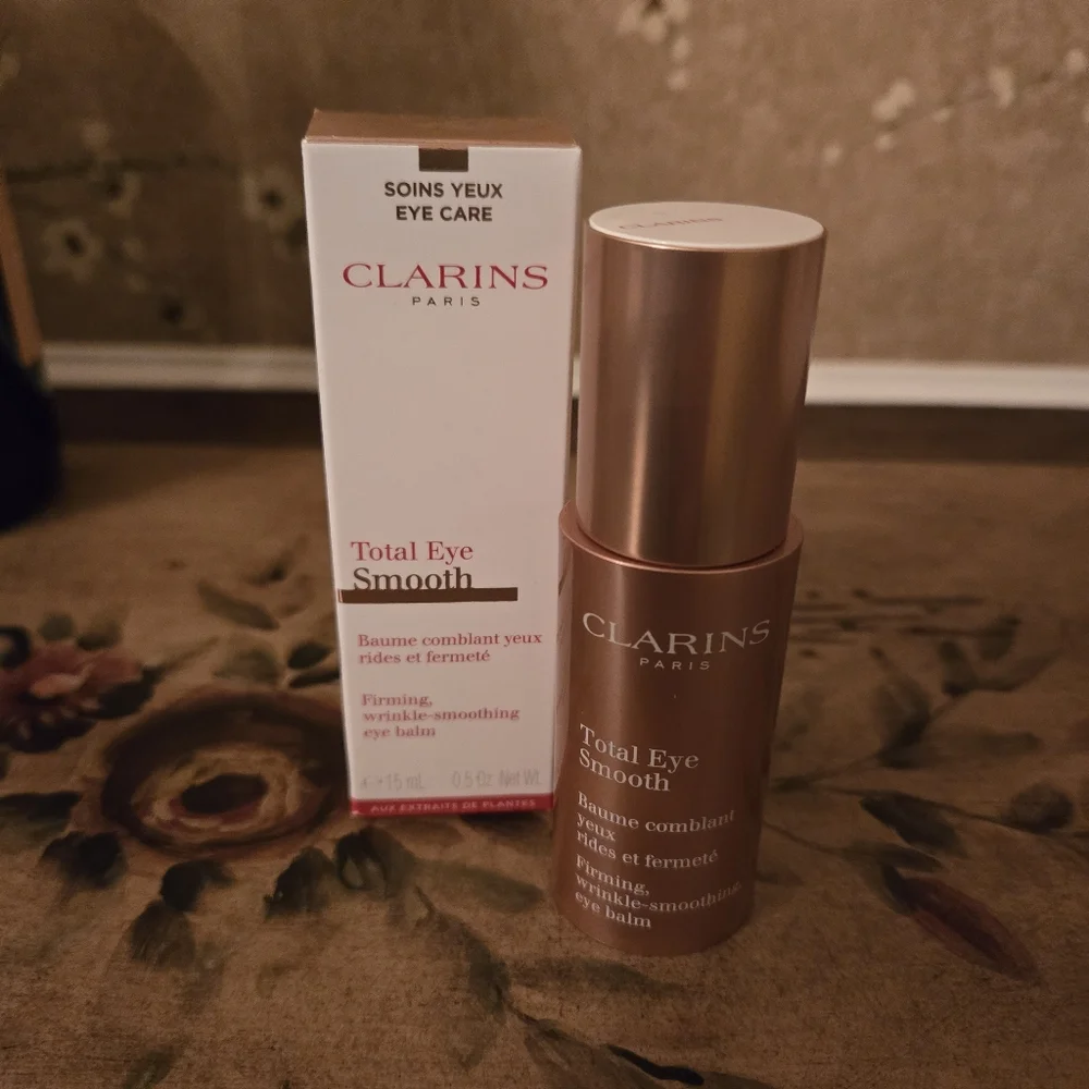 Clarins Total Smooth Eye Cream - 2-in-1 Eye Cream